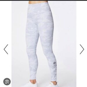 NWT Lululemon x Soul Cycle Wunder Under Gray Camo Leggings 8